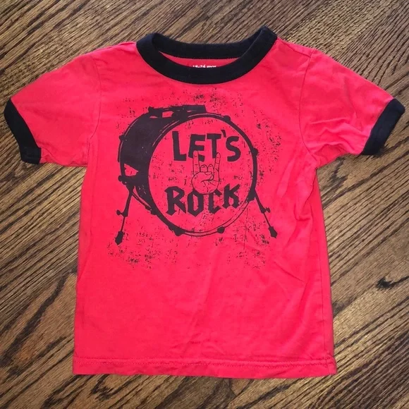 🔴 5/$25 SALE 🔴 Red & Black Lets Rock Graphic Tee - Picture 5 of 7